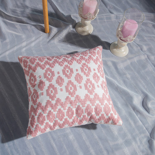 Funda de Almohada de Algodón Bordada con Diseño Geométrico - Image 12