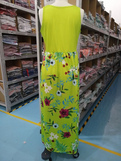 Vestido de Maternidad con Estampado y Costura Clásica - Image 11