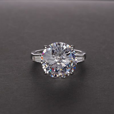 Anillo de Diamantes Tres Piedras para Mujer - Diseño Creativo - Image 7