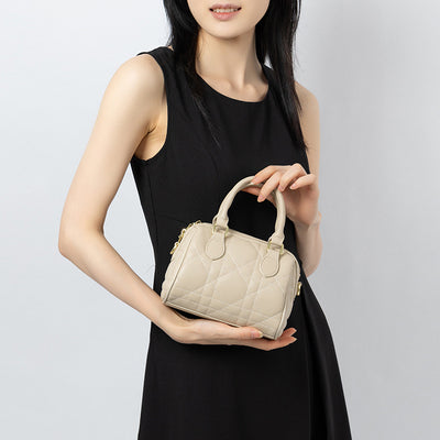 Bolso Mensajero Boston de Cuero Genuino con Diseño Rombo - Image 5