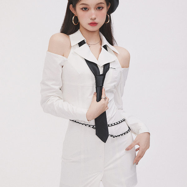 Vestido Blanco Elegante con Hombros Descubiertos y Mangas Largas - Image 3