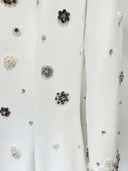 Vestido Largo Slim con Pedrería y Detalles de Alta Costura - Image 12