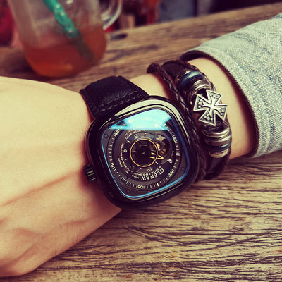 Reloj Automático para Hombre Friday Red Square con Diseño Calado - Image 6