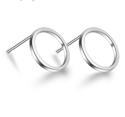 Aretes Minimalistas de Círculo - Elegancia Discreta - Image 5