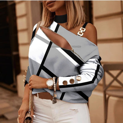 Blusa Larga con Cadena Estampada en Cuello - Image 3