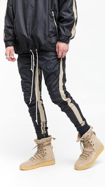 Abrigo Impermeable con Capucha - Image 6