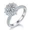 Anel de Moissanite 925 Prateado Cores 1 Quilate Diamante Artificial Cultivo Flor Pedido Excelente Branco Código da Porta 9