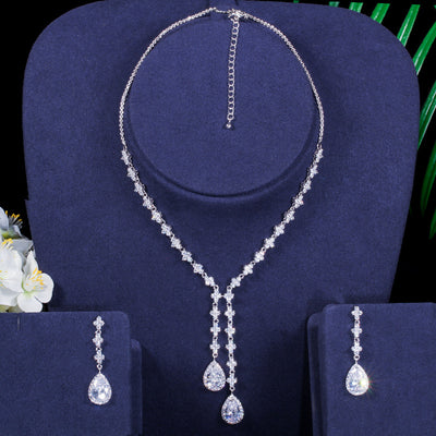 Conjunto de Collar y Aretes Elegante Minimalista para Mujer - Image 9