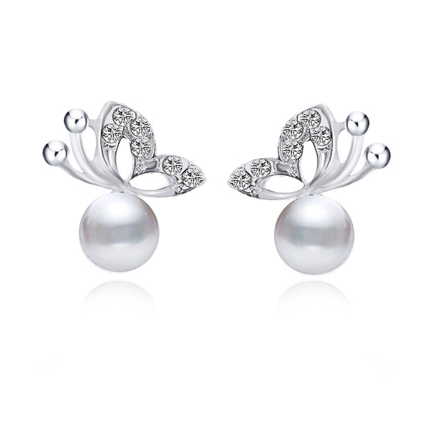 Conjunto de Aretes y Collar con Mariposa de Perla y Diamantes Completos
