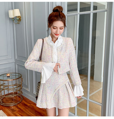 Conjunto Elegante de Chaqueta Tweed y Blusa Plisada para Mujer - Image 15