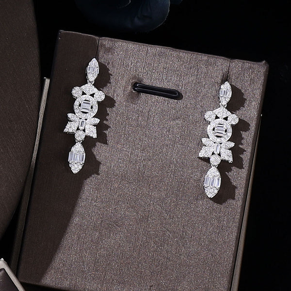 Juego de Joyería Completo: Collar, Pulsera, Anillo y Aretes