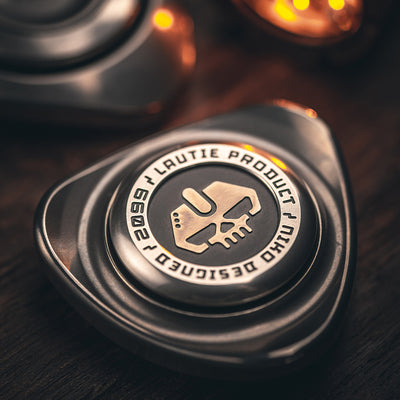Spinner de Dedos Silencioso Trefoil Metal Premium - Image 4