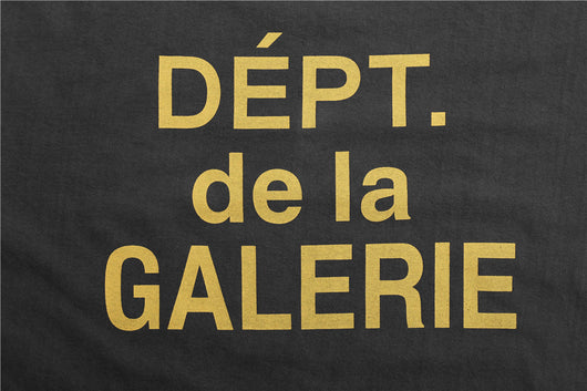 Playera Vintage Desgastada con Estampado de Letras - Image 5