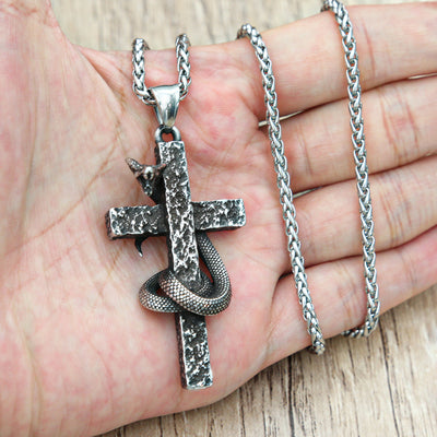 Collar Vintage Cobra Tridimensional con Crucifijo para Hombre - Image 3