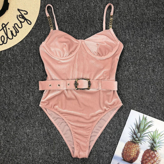 Bikini con Cadena Metálica y Cinturón de Cintura - Image 9