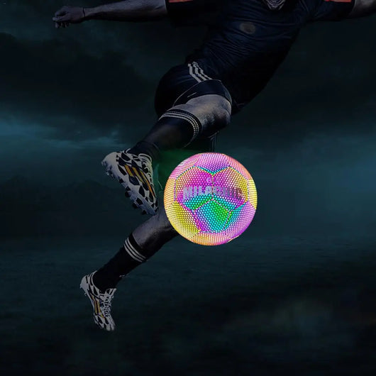 Balón de Fútbol Reflectante Números 4 y 5 - Image 9