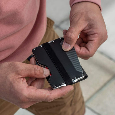 Billetera de Aluminio para Hombre con Protección RFID y Cierre de Seguridad - Image 13