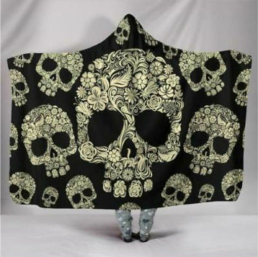 Poncho Manta con Capucha Calavera Impresión 3D Digital - Image 4