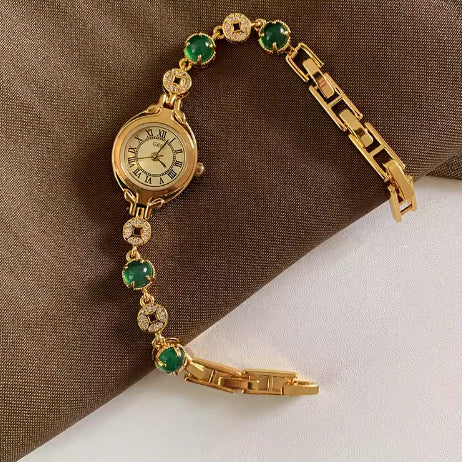 Reloj de Cuarzo Esmeralda con Diseño Exclusivo