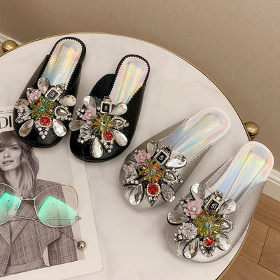 Pantuflas Elegantes con Perlas y Cristales para Mujer - Image 9