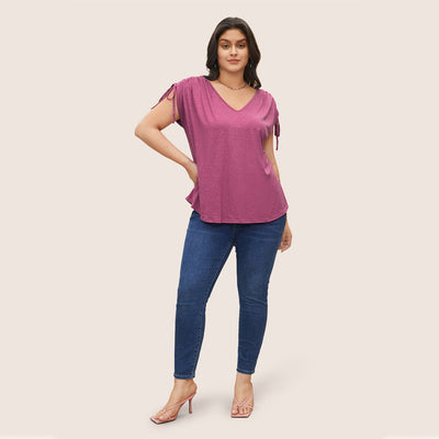 Playera Suelta con Cuello V y Cordón Ajustable - Básico Versátil - Image 3