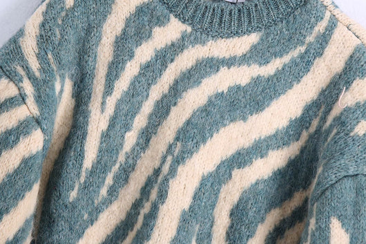 Suéter Estampado Animal Print en Jacquard Versátil - Image 8