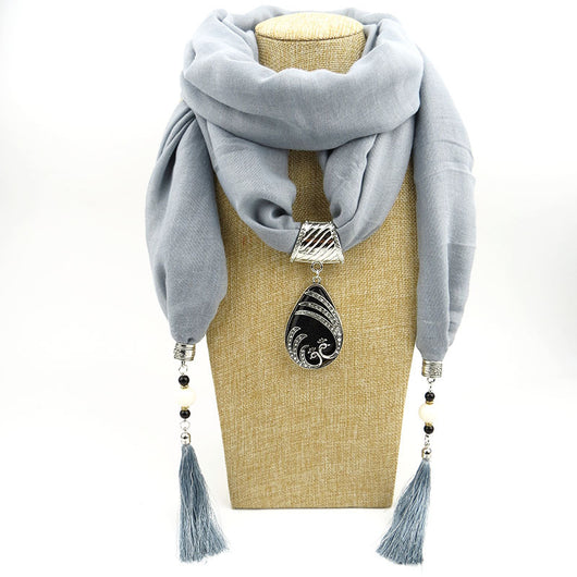 Bufanda Étnica Pavo Real con Borla de Gema - Chal Otoño Invierno para Mujer - Image 6