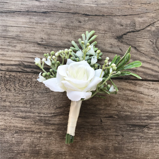 Corsage de Novia y Novio con Rosas de Seda Coreanas - Pequeños Capullos para Antes de la Boda