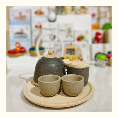 Juego de Té Clásico para Casa de Muñecas - Image 5