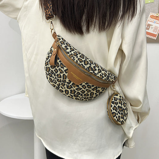 Bolso Bandolera con Bordados de Moda