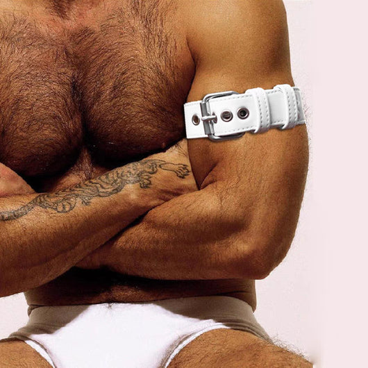 Accesorios de Cuero para Hombre con Ajuste Personalizado - Image 8
