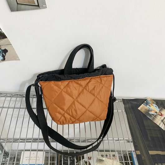 Bolso Crossbody Acolchado para Niñas - Diseño Versátil y Elegante - Image 8