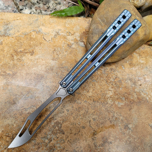 Cuchillo Mariposa con Mango de Aleación de Titanio