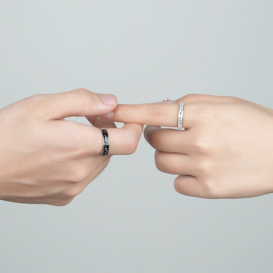 Anillo Ajustable de Diseño Minimalista con Apertura