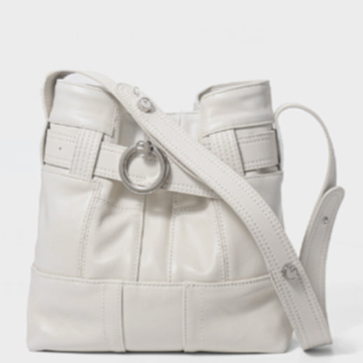 Bolso Bucket de Cuero Genuino con Costura Artesanal