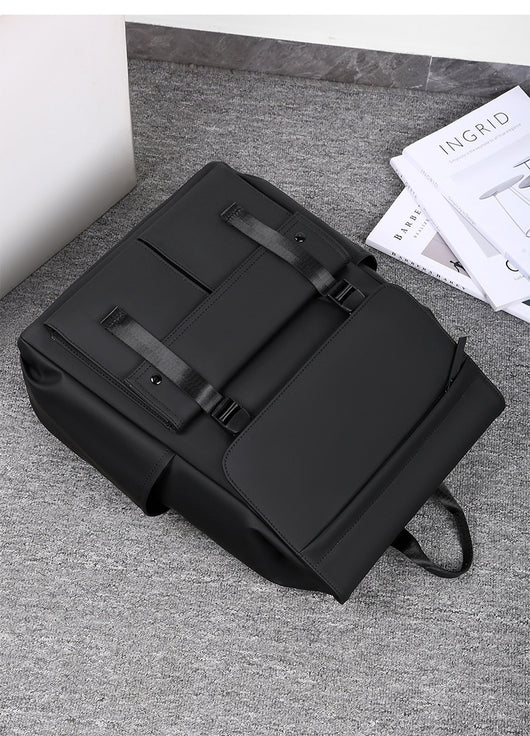 Mochila Minimalista para Hombre - Diseño Casual y Versátil - Image 13