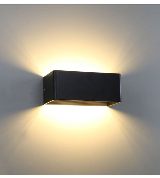 Lámpara de Pared Minimalista para Dormitorio en Aleación - Image 24