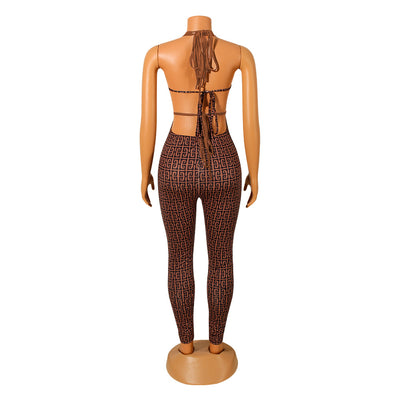 Jumpsuit Ajustado con Tirantes y Costuras Decorativas - Image 7