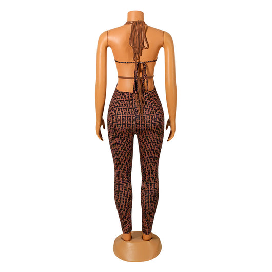 Jumpsuit Ajustado con Tirantes y Costuras Decorativas - Image 7