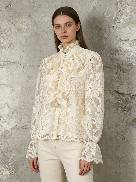 Blusa Retro con Encaje Floral 3D y Mangas Largas