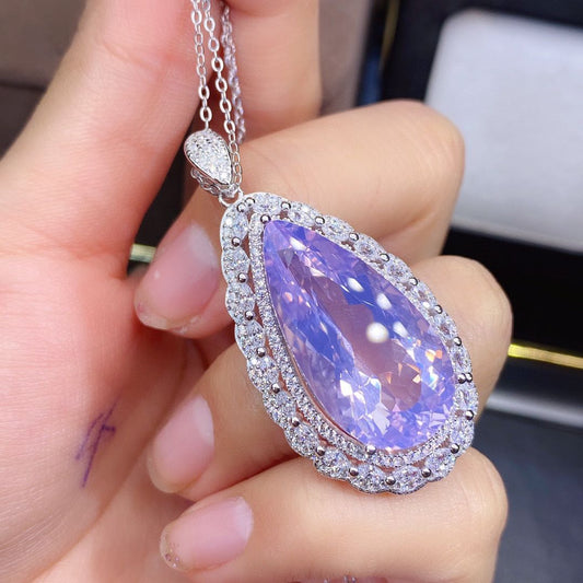 Colgante de Amatista Lavanda con Partículas Grandes