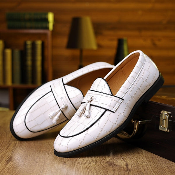 Zapatos Slip-On Versátiles: Comodidad Ejecutiva para Cada Momento
