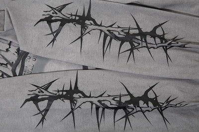 Playera Manga Larga Retro con Estampado de Letras Espinas para Hombre - Image 6