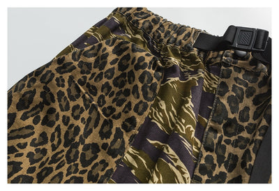 Shorts Cargo Camuflado con Estampado Leopardo - Unisex - Image 13