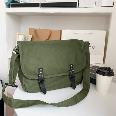 Bolsa de Mensajero Retro de Lona con Cierre Abatible y Detalles de Herrería - Image 8