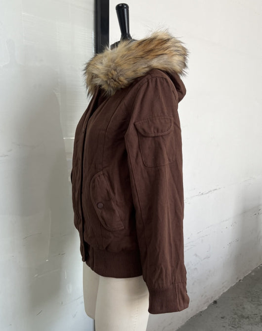 Chaqueta Corta Estilo Retro Americano con Capucha - Image 4