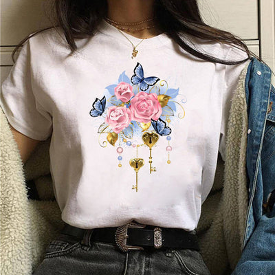 Playera Estampada Mariposas y Flores - Manga Corta - Image 12