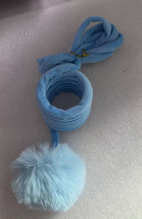 Juguete Interactivo para Gatos con Ventosa y Bola de Pelo - Image 10