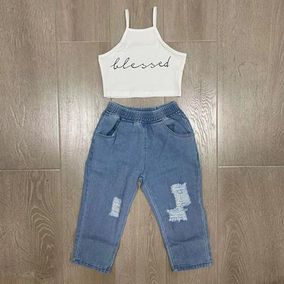 Conjunto Infantil de Dos Piezas: Chaleco y Jeans Rotos - Image 5