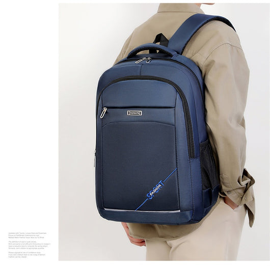 Mochila de Viaje Ligera y Capacidad Amplia para Hombre - Image 13